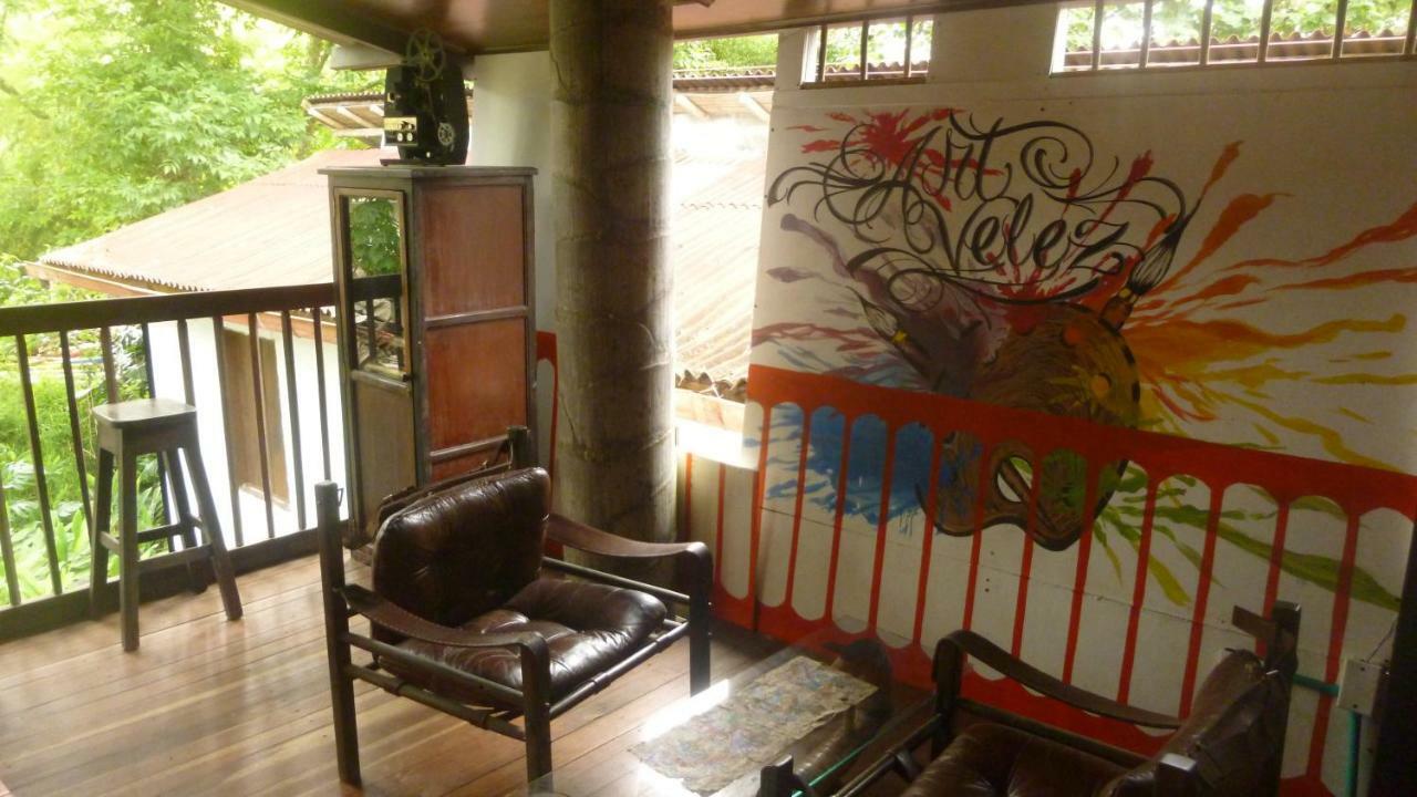 Casa Turistica Art-Velez Salento Hotel Exterior photo